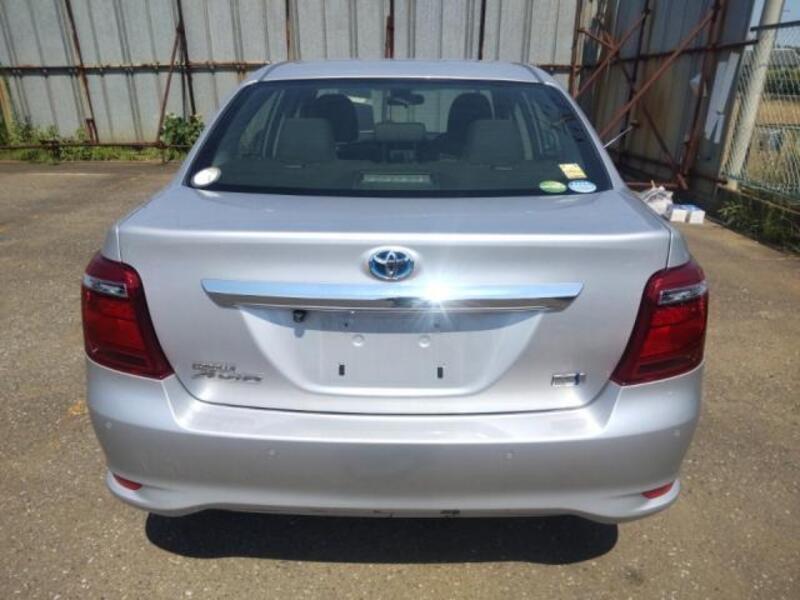 COROLLA AXIO