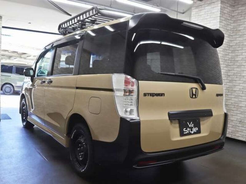 STEPWAGON SPADA