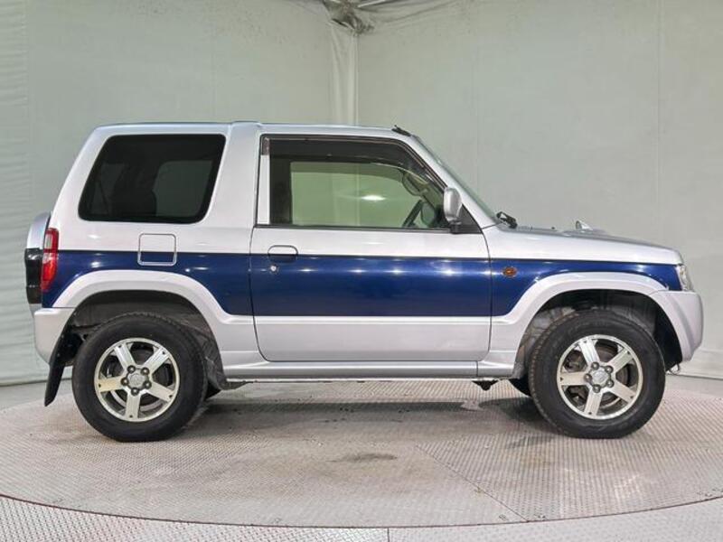 PAJERO MINI