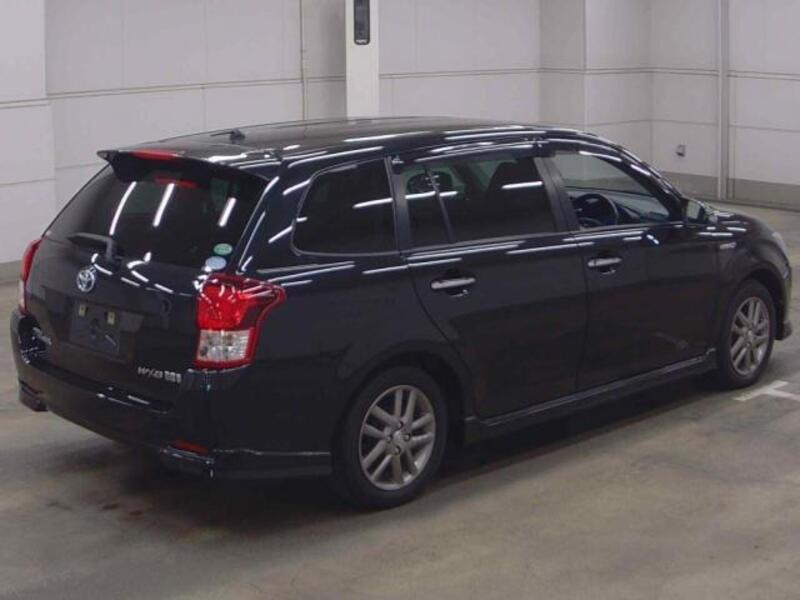 COROLLA FIELDER