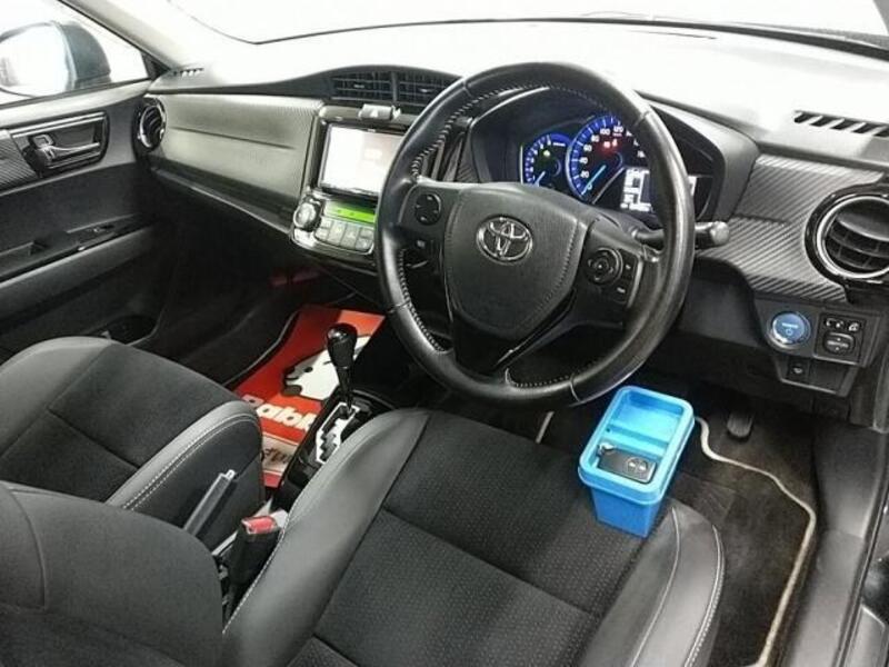 COROLLA FIELDER