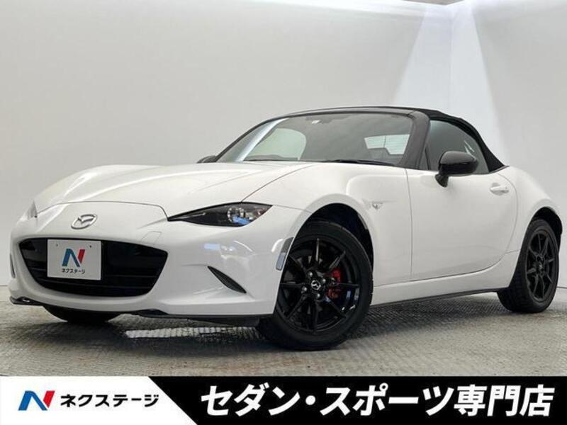ROADSTER-0