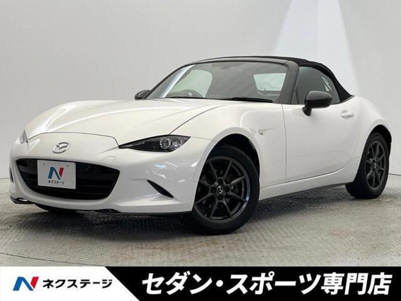 ROADSTER-0