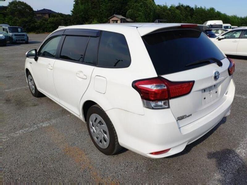 COROLLA FIELDER