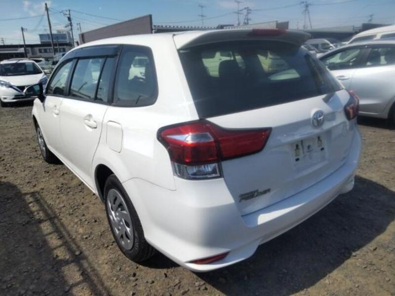 COROLLA FIELDER
