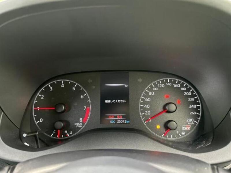 GR YARIS