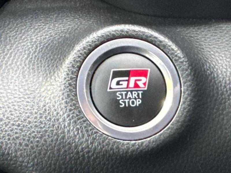 GR YARIS