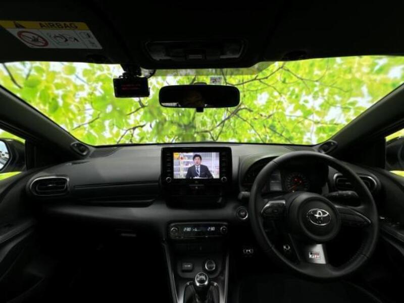 GR YARIS