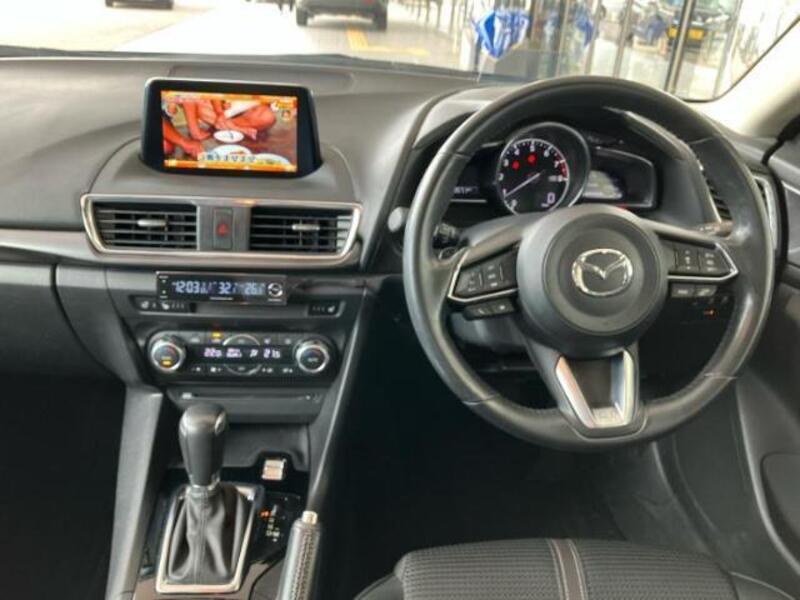 AXELA