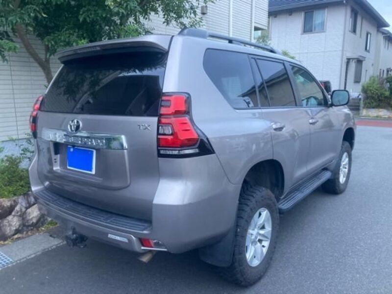 LAND CRUISER PRADO