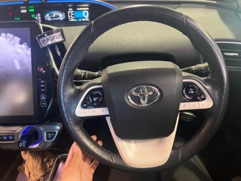 PRIUS PHV