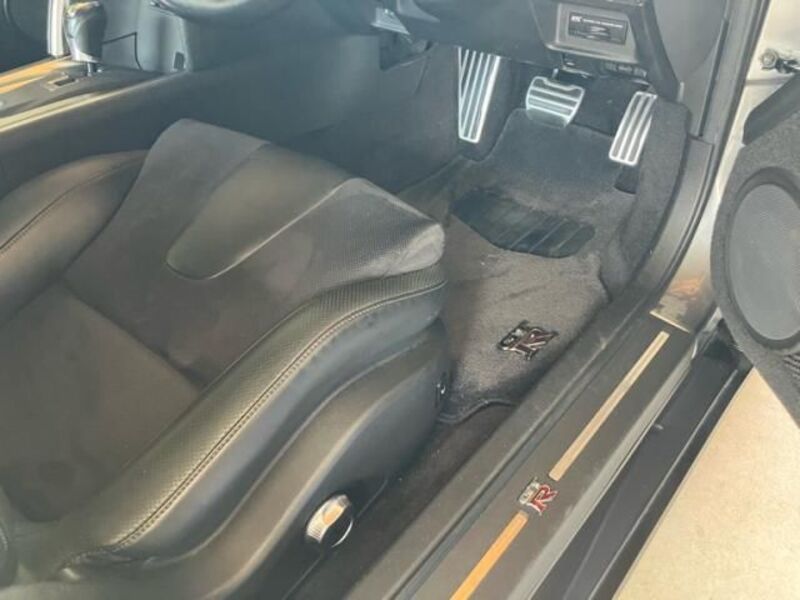 GT-R