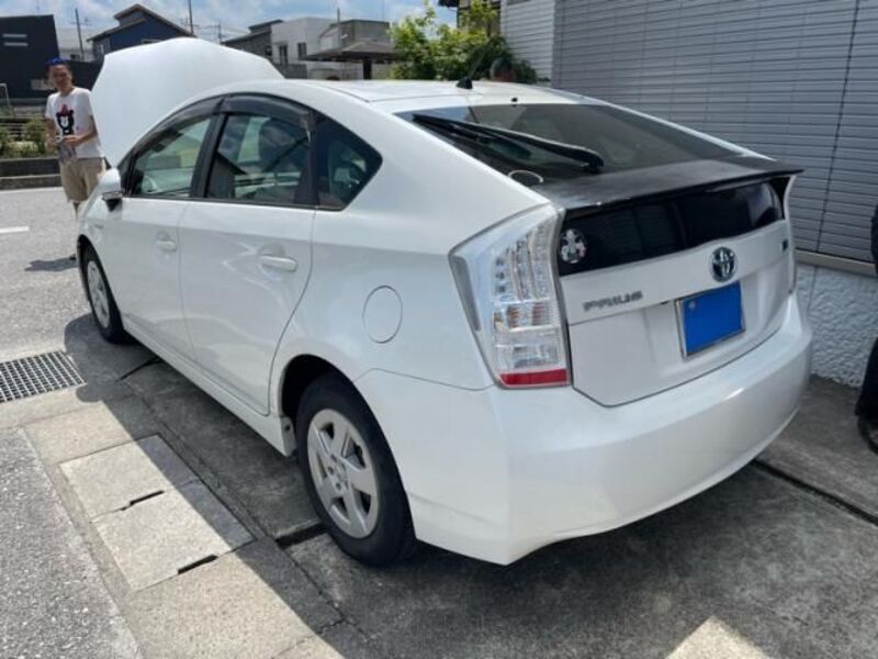 PRIUS