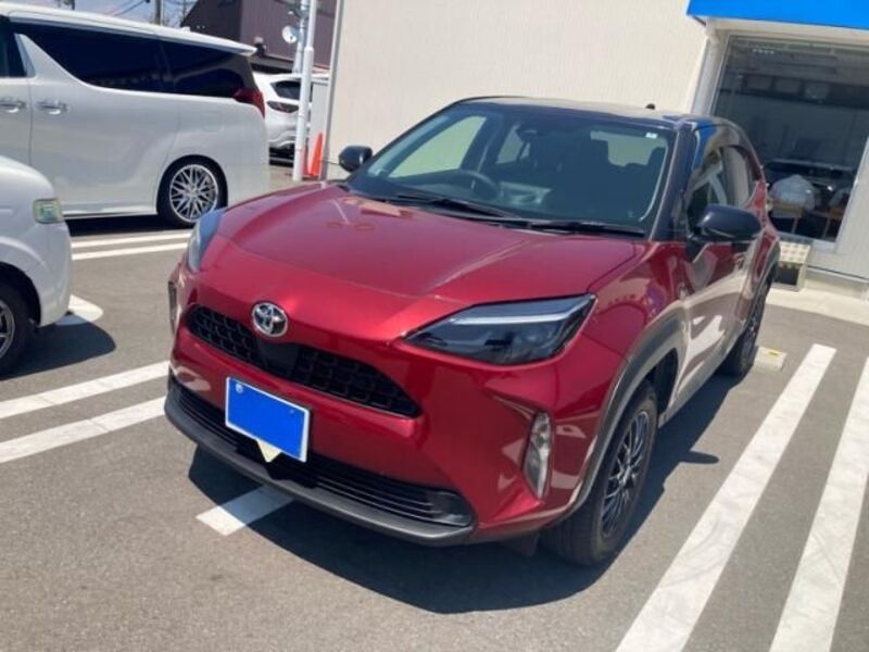 YARIS CROSS