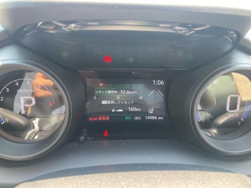 YARIS CROSS