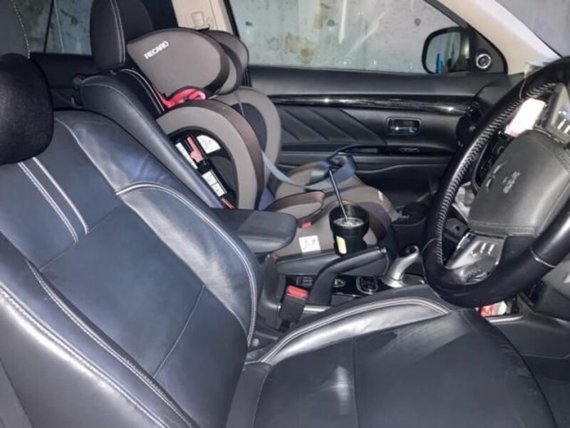 OUTLANDER PHEV