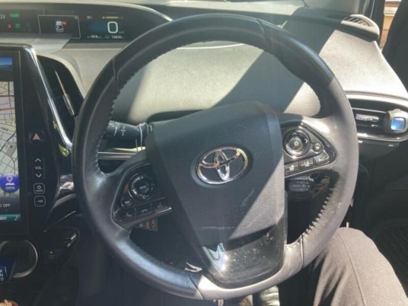 PRIUS PHV