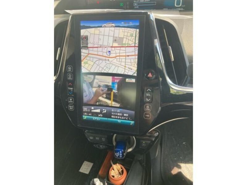 PRIUS PHV