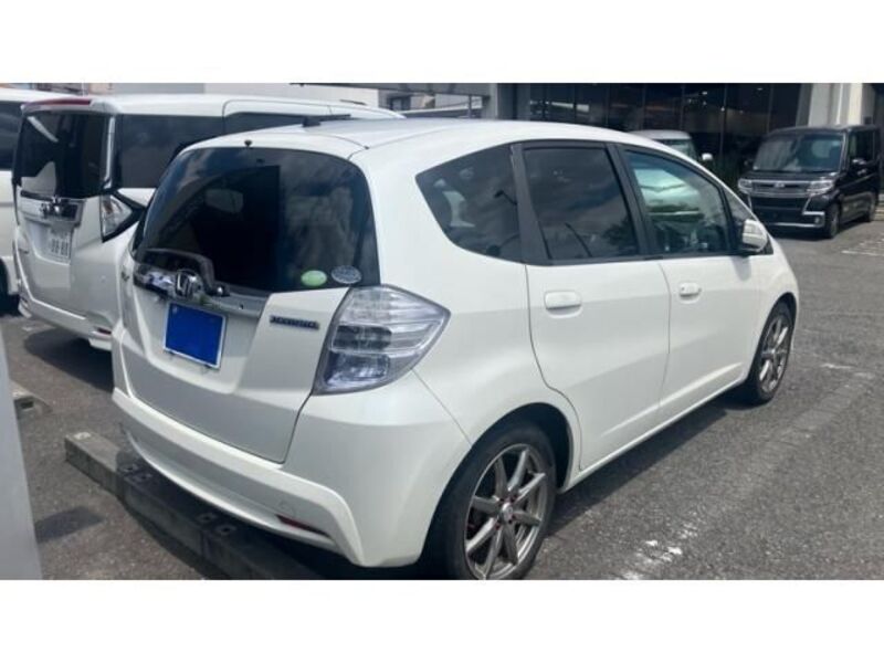 FIT HYBRID