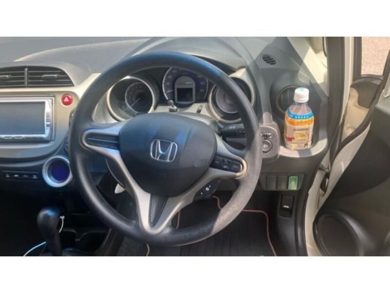 FIT HYBRID