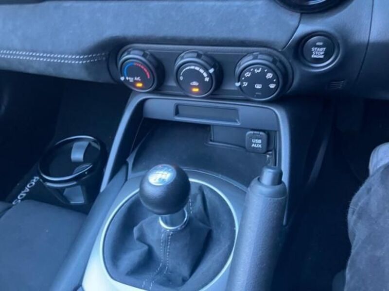 ROADSTER