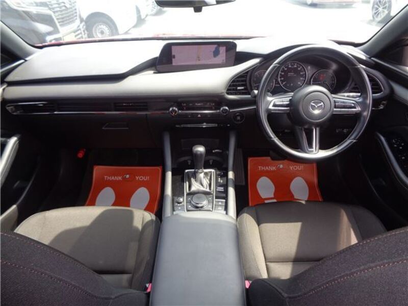 MAZDA3
