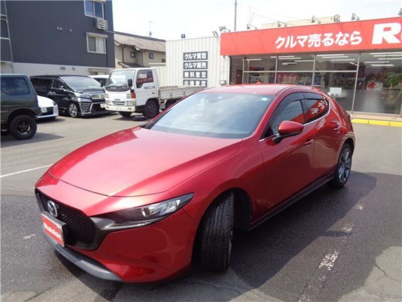MAZDA3