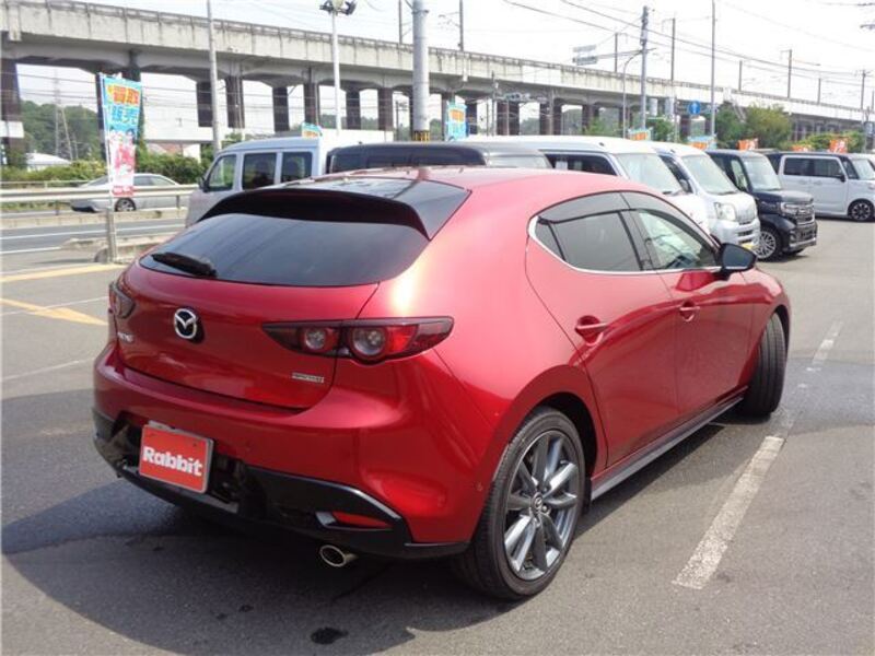 MAZDA3