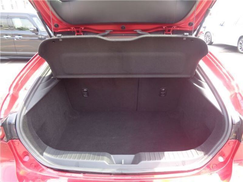 MAZDA3