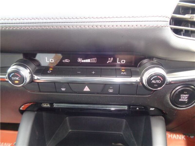 MAZDA3