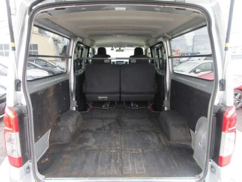 NV350 CARAVAN