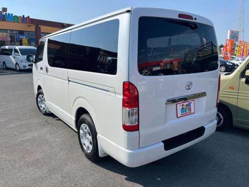 HIACE VAN