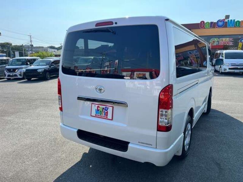 HIACE VAN