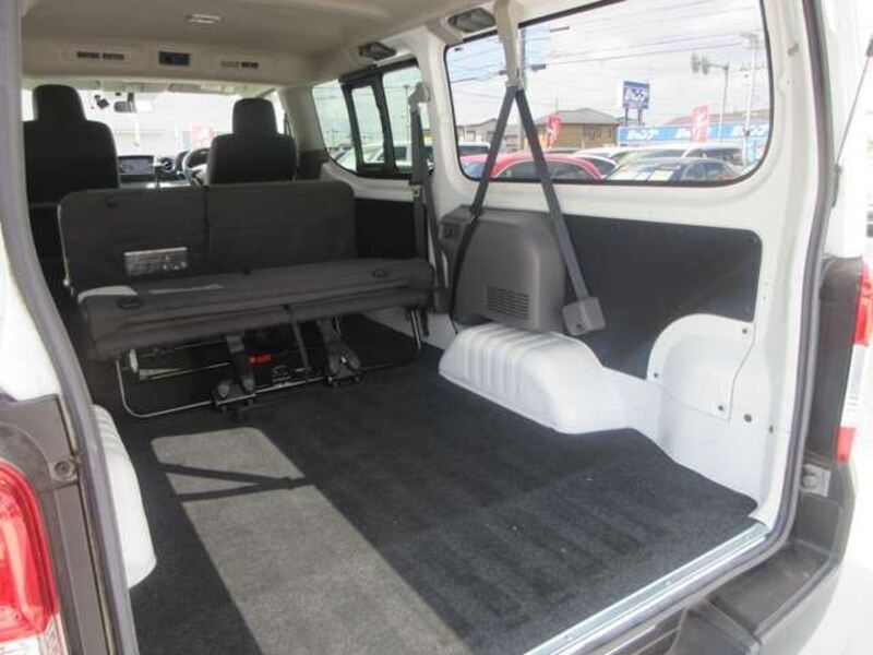NV350 CARAVAN