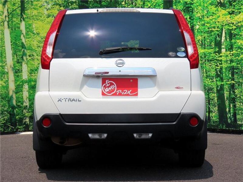 X-TRAIL