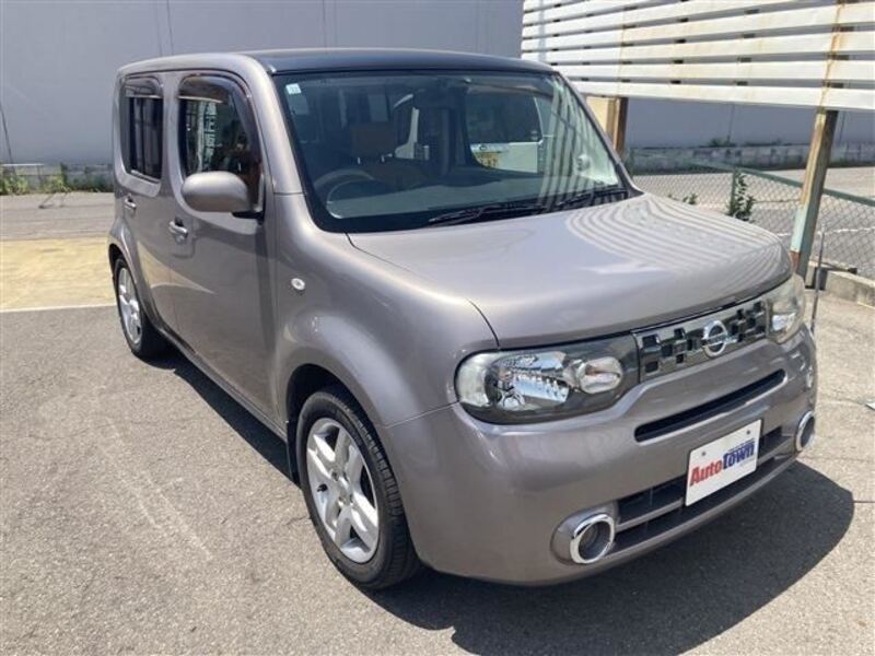NISSAN CUBE