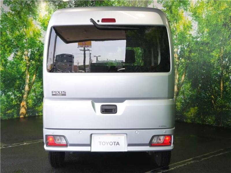 PIXIS VAN