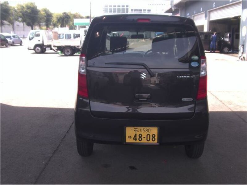 WAGON R