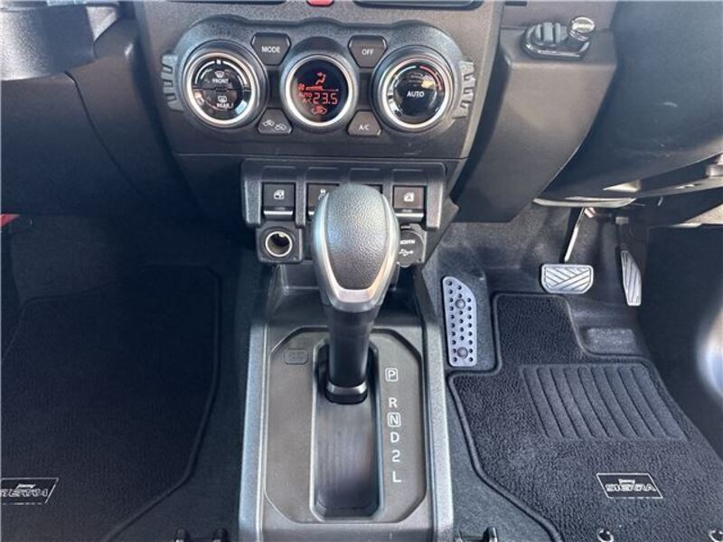 JIMNY SIERRA