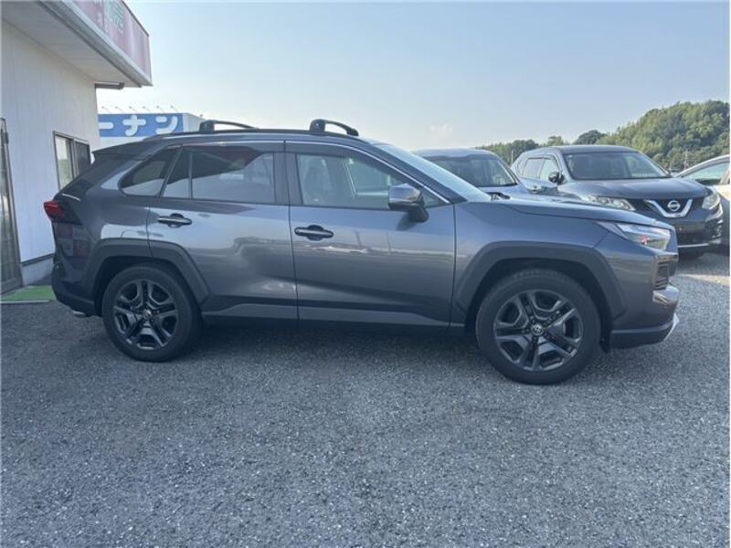 RAV4