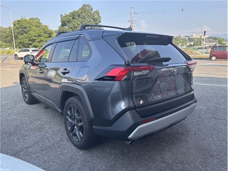 RAV4