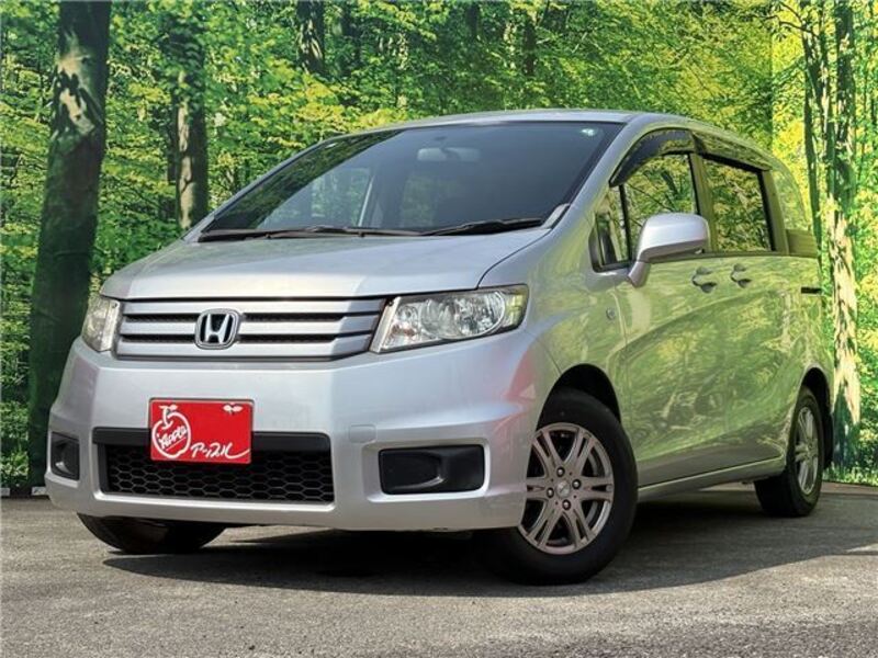 HONDA FREED SPIKE