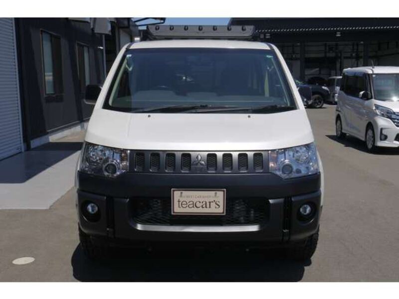 DELICA D5