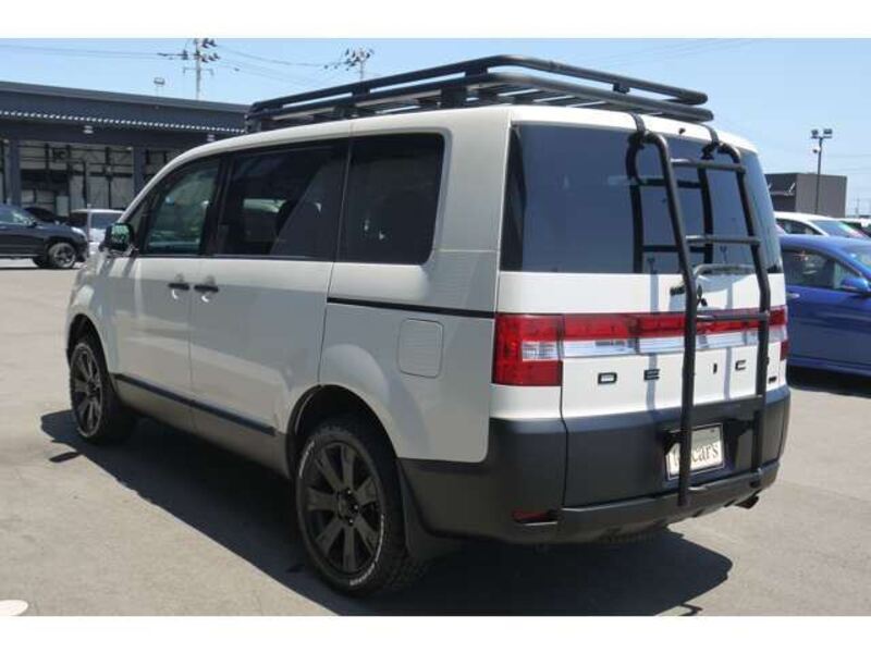 DELICA D5