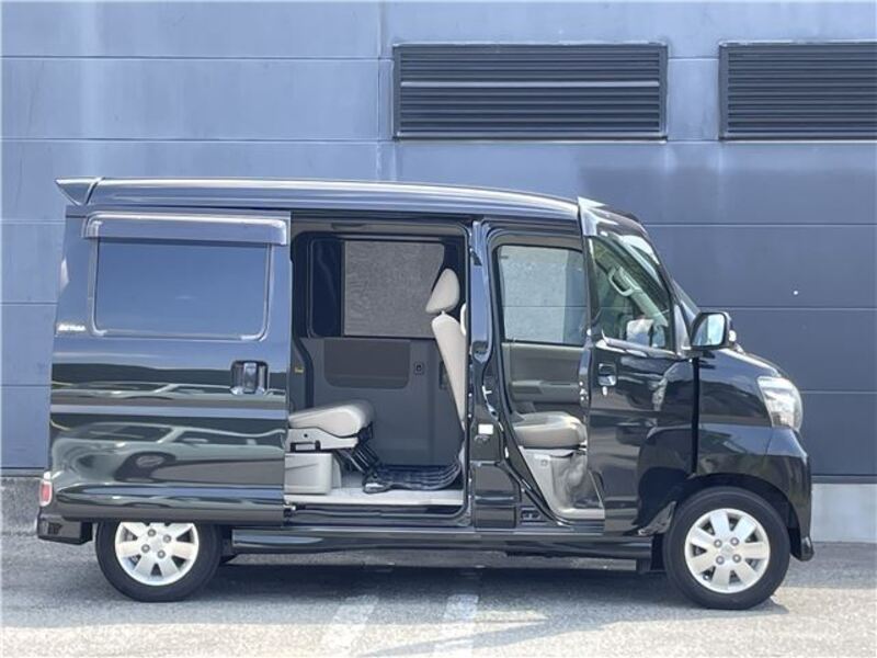 ATRAI WAGON