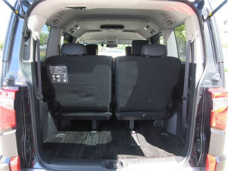 DELICA D5