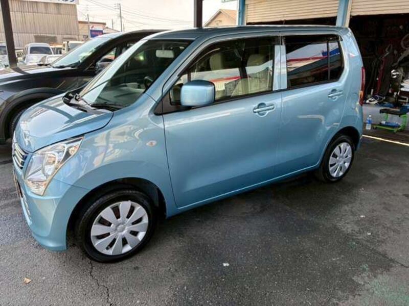 WAGON R
