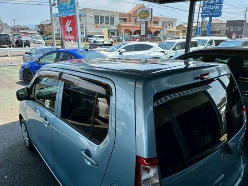 WAGON R