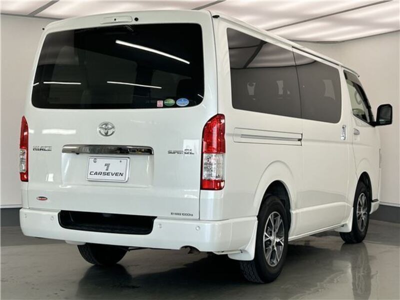HIACE