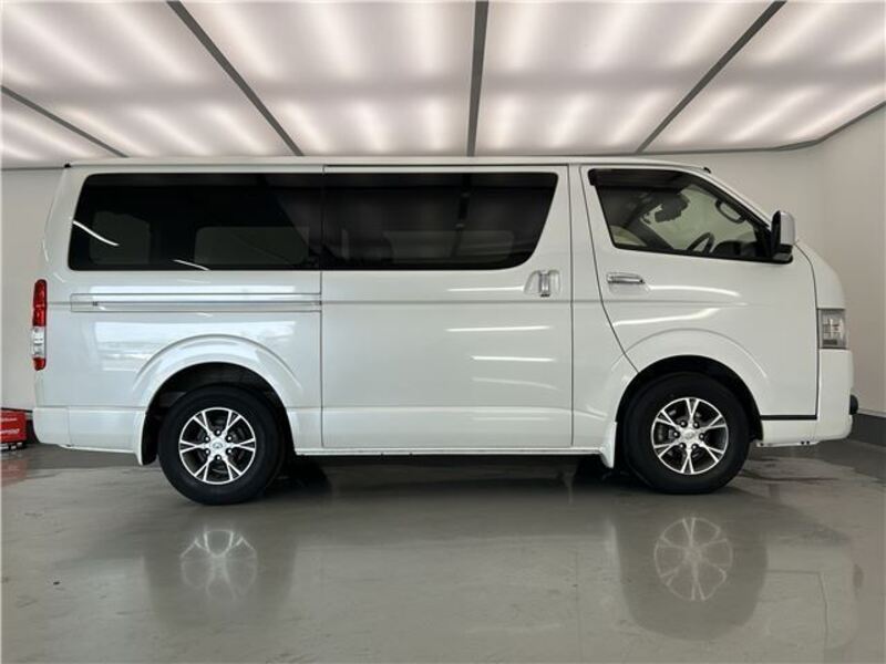 HIACE
